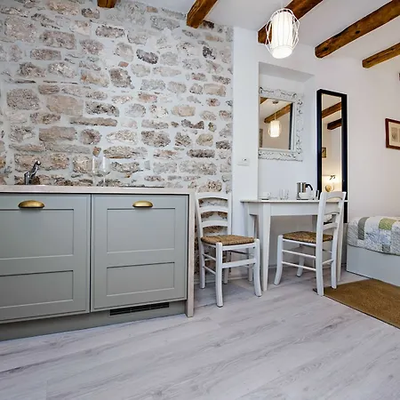 And Ca 3 Vie Appartamento